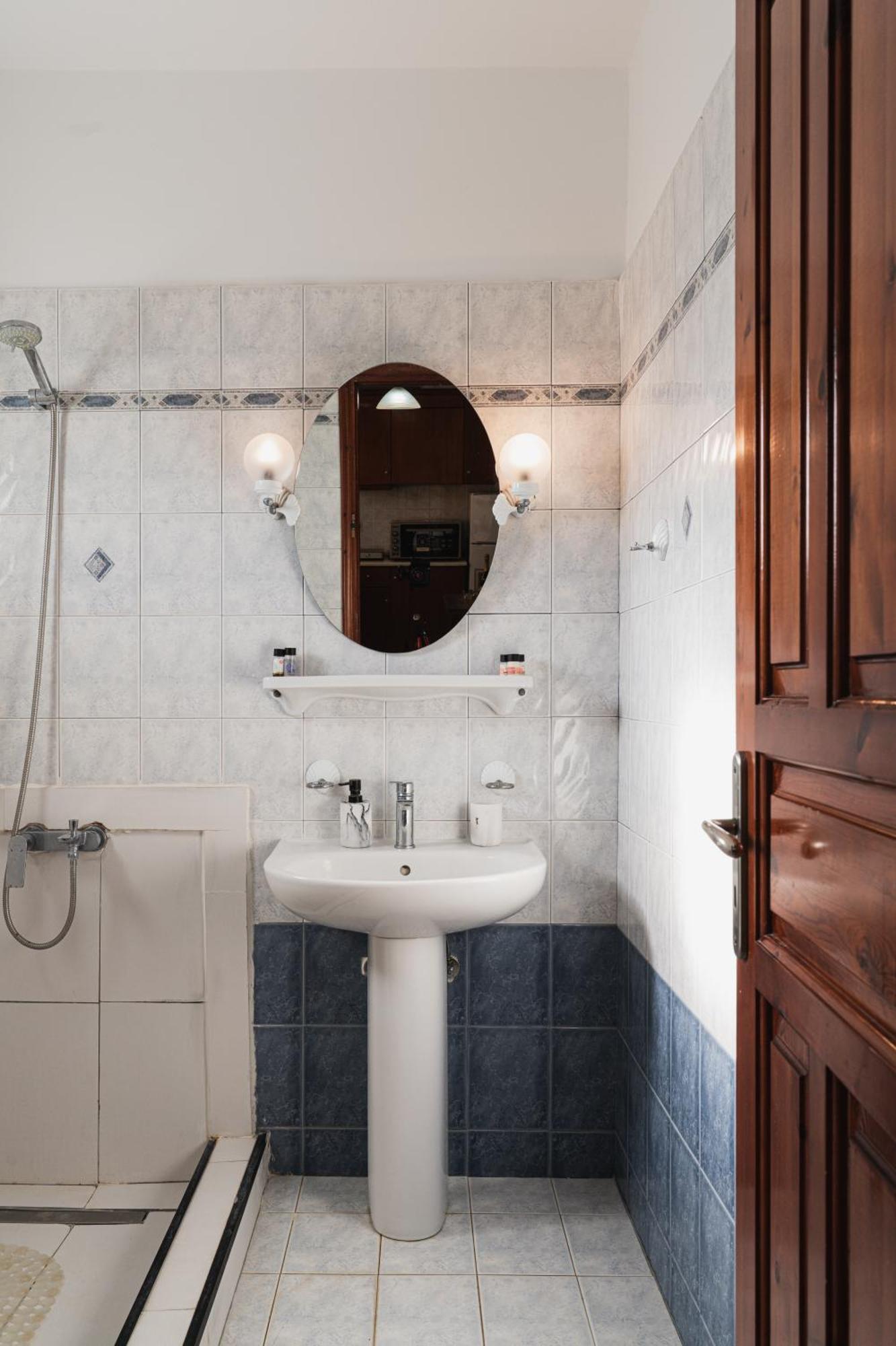 Plános St Nicholas Tsilivi Apts By "Elite" מראה חיצוני תמונה