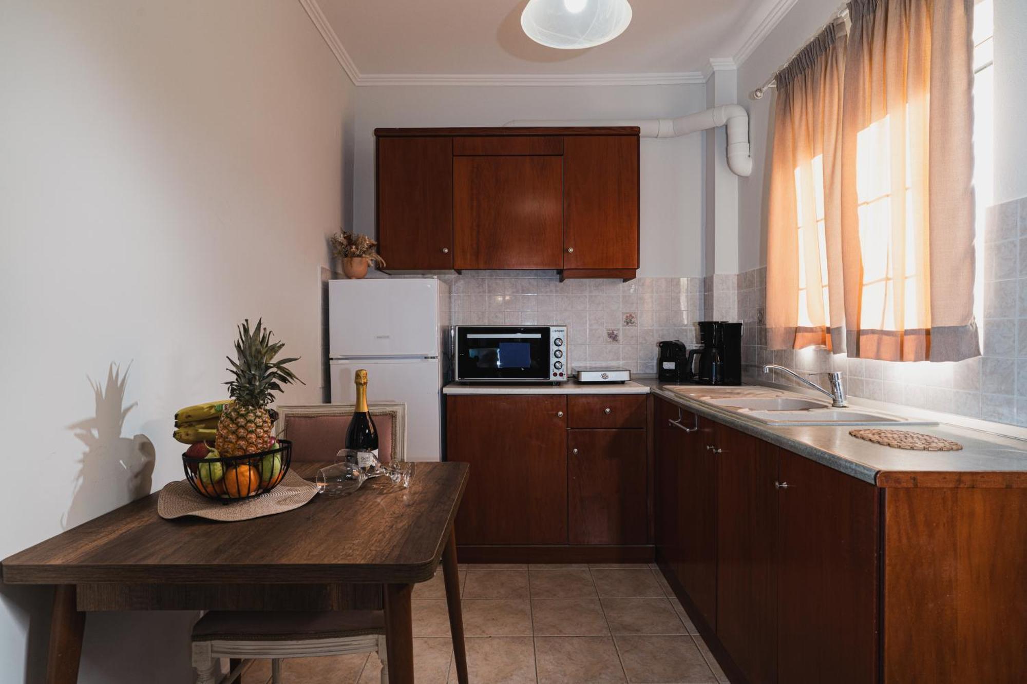Plános St Nicholas Tsilivi Apts By "Elite" מראה חיצוני תמונה